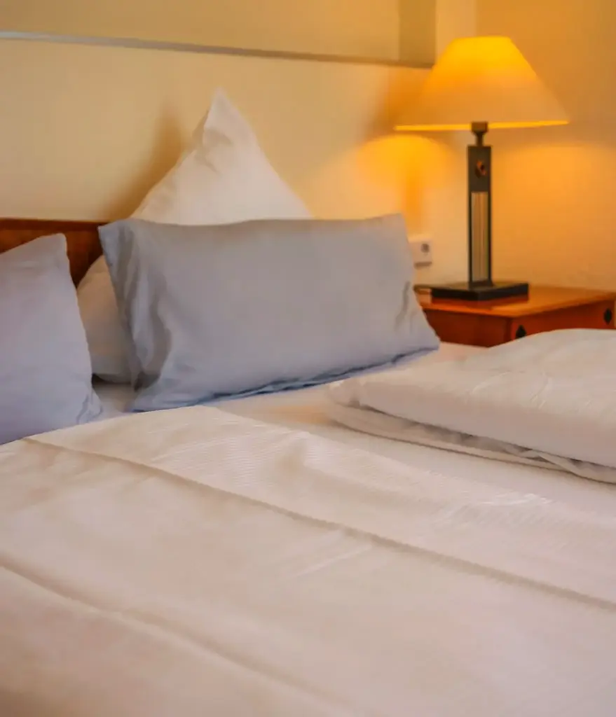 Gemütlich und hell eingerichtetes Doppelzimmer im Schlosshotel Domäne Walberberg.
